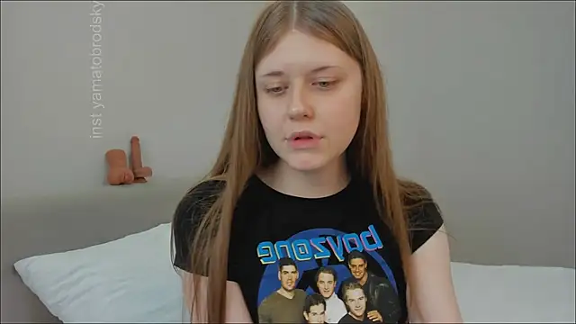 Snapshot of YamatoBrodsky chatting on 10-12-25, 10:03 YamatoBrodsky online show from 10-12-25, 10:03