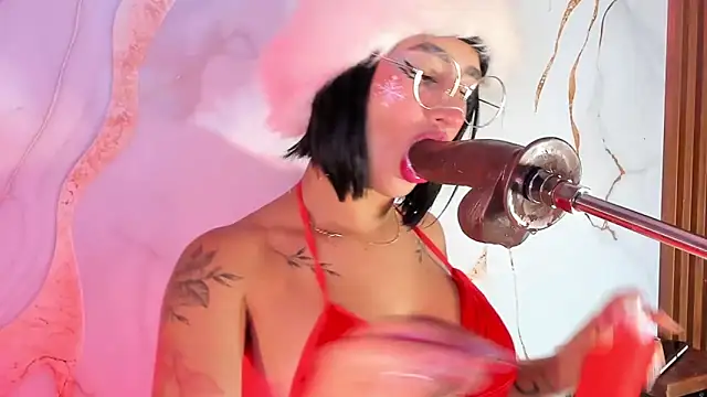 Snapshot of Sweety_maria1 chatting on 12-17-25, 08:04 Sweety maria1 online show from 12-17-25, 08:04