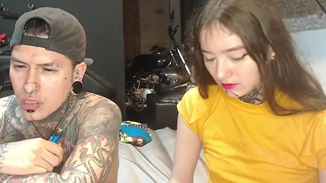 Alucard-Carmila online show from 03-21-25, 04:39