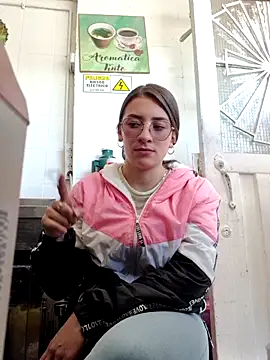 HOLY DOLL online show from 09-11-25, 08:42