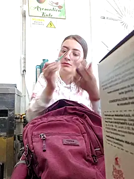 HOLY DOLL online show from 09-13-25, 07:24