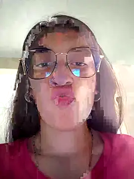 HOLY DOLL online show from 10-08-25, 08:06