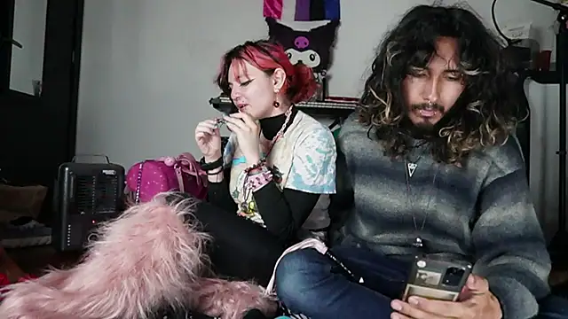 Snapshot of Devil_And_Princess chatting on 09-19-25, 03:08 Devil And Princess online show from 09-19-25, 03:08