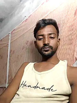 Snapshot of India_HOT23 chatting on 11-14-25, 01:10 India HOT23 online show from 11-14-25, 01:10