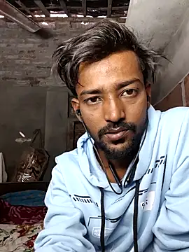 Snapshot of India_HOT23 chatting on 12-14-25, 05:02 India HOT23 online show from 12-14-25, 05:02