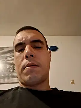 Snapshot of marco199077 chatting on 02-17-26, 07:42 marco199077 online show from 02-17-26, 07:42