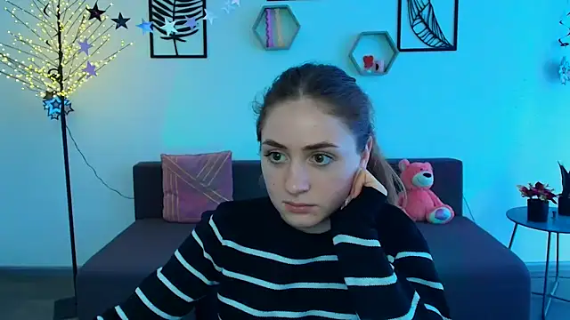 LilyHaart online show from 03-16-25, 12:55