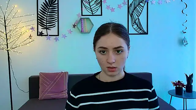 LilyHaart online show from 03-22-25, 12:57