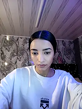 Snapshot of AshleyVega01 chatting on 03-15-25, 02:01 AshleyVega01 online show from 03-15-25, 02:01