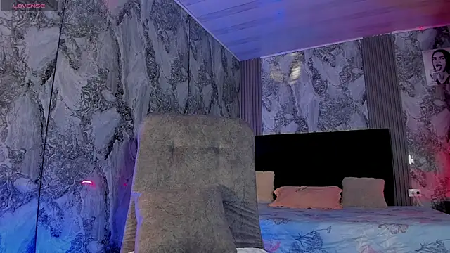 Snapshot of AshleyVega01 chatting on 10-24-25, 02:46 AshleyVega01 online show from 10-24-25, 02:46