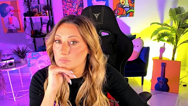 SarahAlluring online show from 10-16-25, 12:28