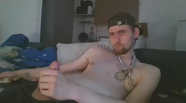 Snapshot of ThePython666 chatting on 03-17-25, 07:46 ThePython666 online show from 03-17-25, 07:46