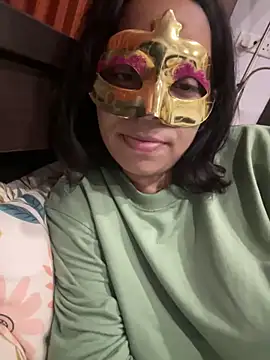 Snapshot of lustyindiancouple chatting on 03-18-25, 08:04 lustyindiancouple online show from 03-18-25, 08:04