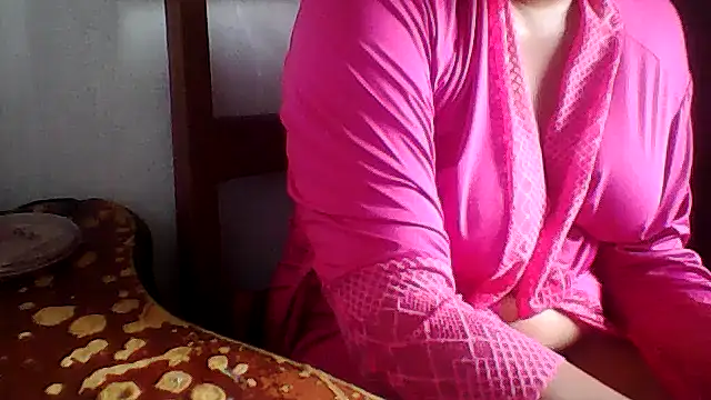 Sydneyputinha online show from 11-25-25, 09:15