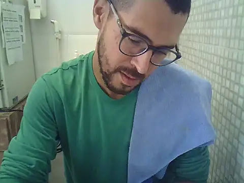 Snapshot of pdasgyn chatting on 09-23-25, 12:08 pdasgyn online show from 09-23-25, 12:08