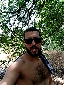 Snapshot of pdasgyn chatting on 11-01-25, 01:57 pdasgyn online show from 11-01-25, 01:57