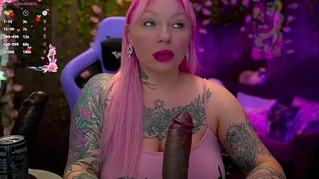 Snapshot of BlackedBarbie chatting on 09-24-25, 12:52 BlackedBarbie online show from 09-24-25, 12:52