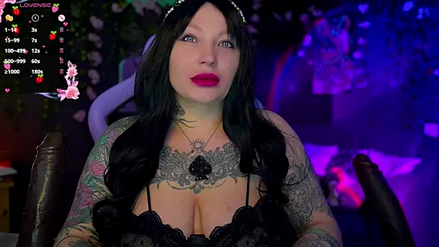 Snapshot of BlackedBarbie chatting on 10-31-25, 06:53 BlackedBarbie online show from 10-31-25, 06:53