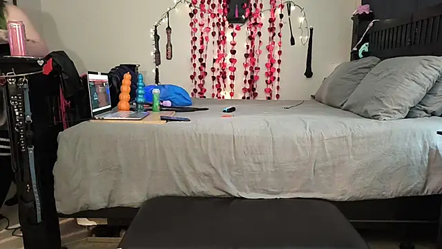 KinkyBratandDaddy online show from 03-06-26, 03:47