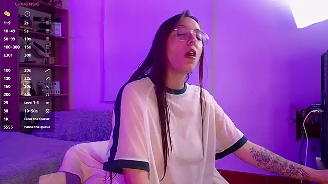 Soy mangx online show from 11-18-25, 02:06