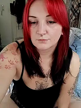 Snapshot of TiffiChantiT2 chatting on 10-09-25, 12:25 TiffiChantiT2 online show from 10-09-25, 12:25