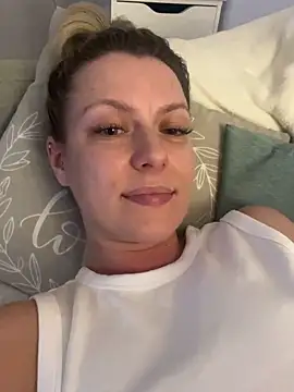 AnnastasiaMills online show from 04-30-26, 08:57
