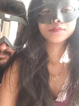 Snapshot of priyanshi-4u chatting on 12-05-25, 08:23 priyanshi-4u online show from 12-05-25, 08:23