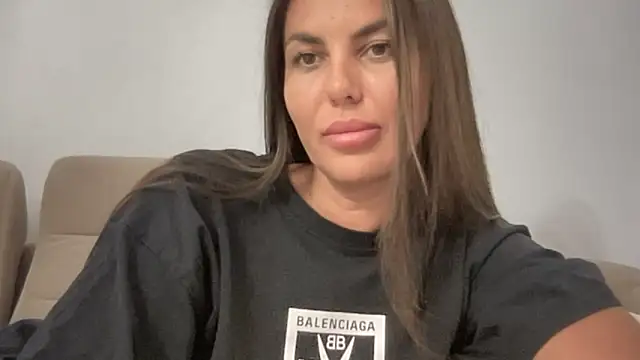 AngelinaMeov online show from 09-08-25, 05:45