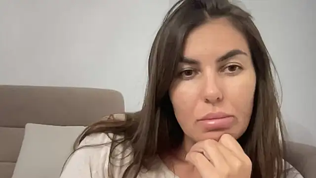 AngelinaMeov online show from 10-06-25, 02:47