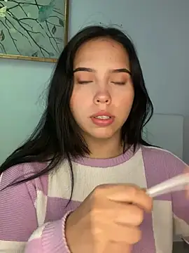 Snapshot of LunaCandy_ chatting on 03-18-25, 12:47 LunaCandy  online show from 03-18-25, 12:47