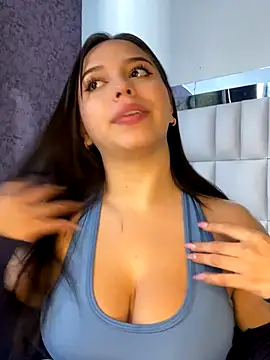 Snapshot of LunaCandy_ chatting on 09-12-25, 12:38 LunaCandy  online show from 09-12-25, 12:38