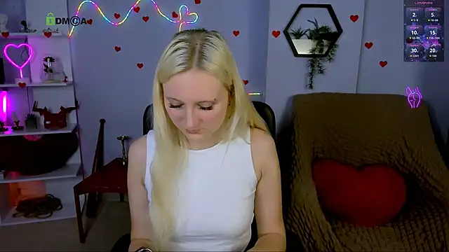 Snapshot of madam_uliis chatting on 05-03-26, 10:21 madam uliis online show from 05-03-26, 10:21