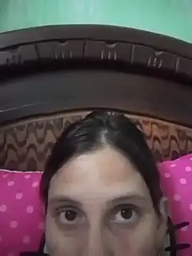 Snapshot of VictoriaLuxe chatting on 10-29-25, 01:19 VictoriaLuxe online show from 10-29-25, 01:19