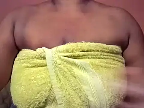 Snapshot of sexyamanda_ chatting on 02-04-25, 05:53 sexyamanda  online show from 02-04-25, 05:53