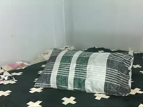 clover cams1874 online show from 10-07-25, 05:21