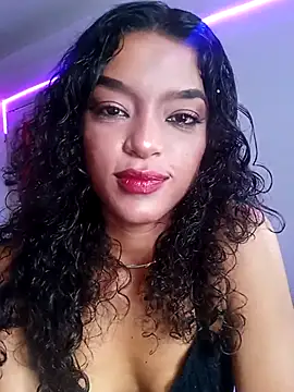 Snapshot of Aphrodite-777 chatting on 04-04-26, 06:49 Aphrodite-777 online show from 04-04-26, 06:49