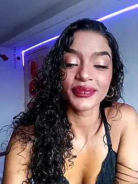Snapshot of Aphrodite-777 chatting on 04-19-26, 08:44 Aphrodite-777 online show from 04-19-26, 08:44