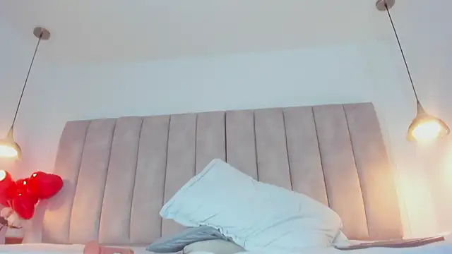 Snapshot of Sofiia_Rossee_ chatting on 03-12-25, 10:50 Sofiia Rossee online show from 03-12-25, 10:50