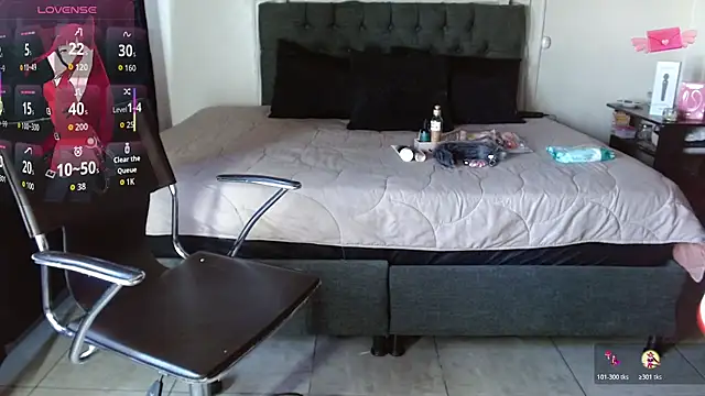 mia velvet1 online show from 11-12-25, 01:33