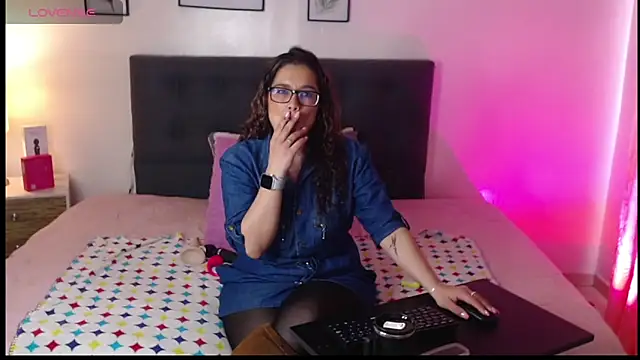 Rose Thompson1 online show from 02-28-26, 01:45