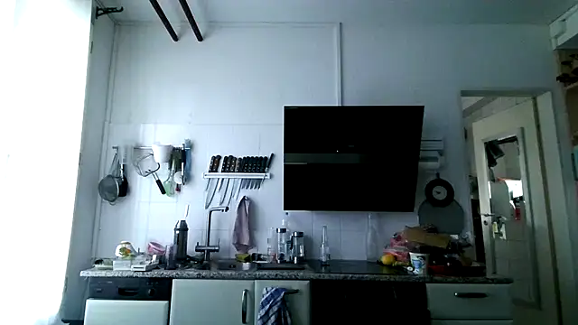 Berg Boy online show from 04-05-26, 05:48