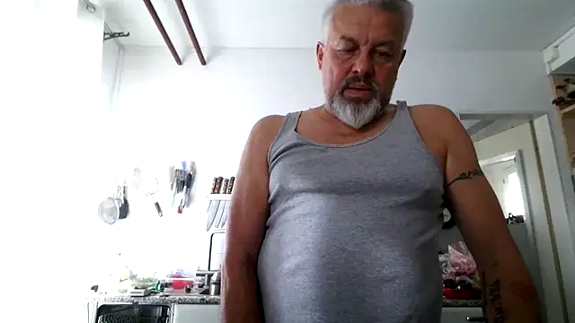 Berg Boy online show from 04-09-26, 03:17