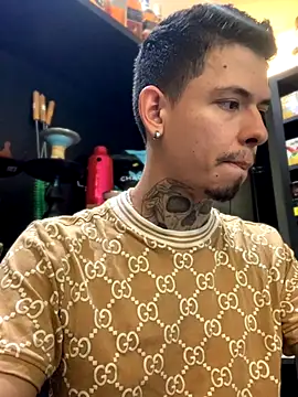 craxybaby online show from 10-17-25, 04:42