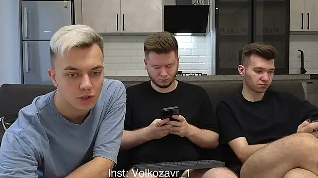 boys sobolisha online show from 10-19-25, 01:23