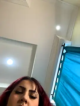 Ivelleee  online show from 09-16-25, 09:38