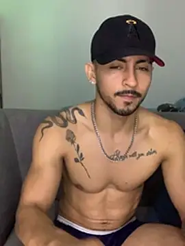 NicolasChest xxx online show from 07-10-26, 01:32