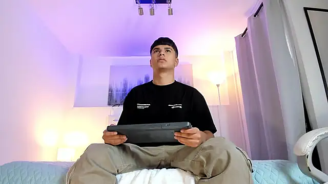 MathewAdams online show from 03-15-25, 06:32