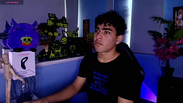 LucasCarterr  online show from 10-13-25, 08:42