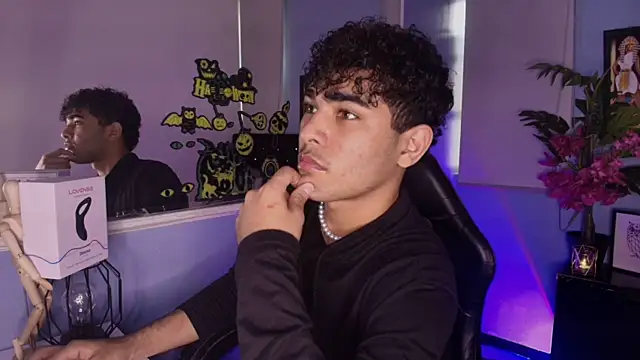 LucasCarterr  online show from 10-15-25, 08:20