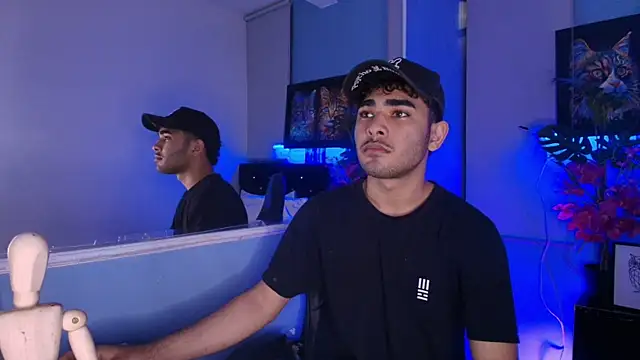 LucasCarterr  online show from 11-12-25, 04:02